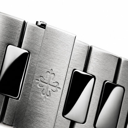 Patek Philippe Nautilus 5711/1A-014 "olivgrün" Luxusuhr
